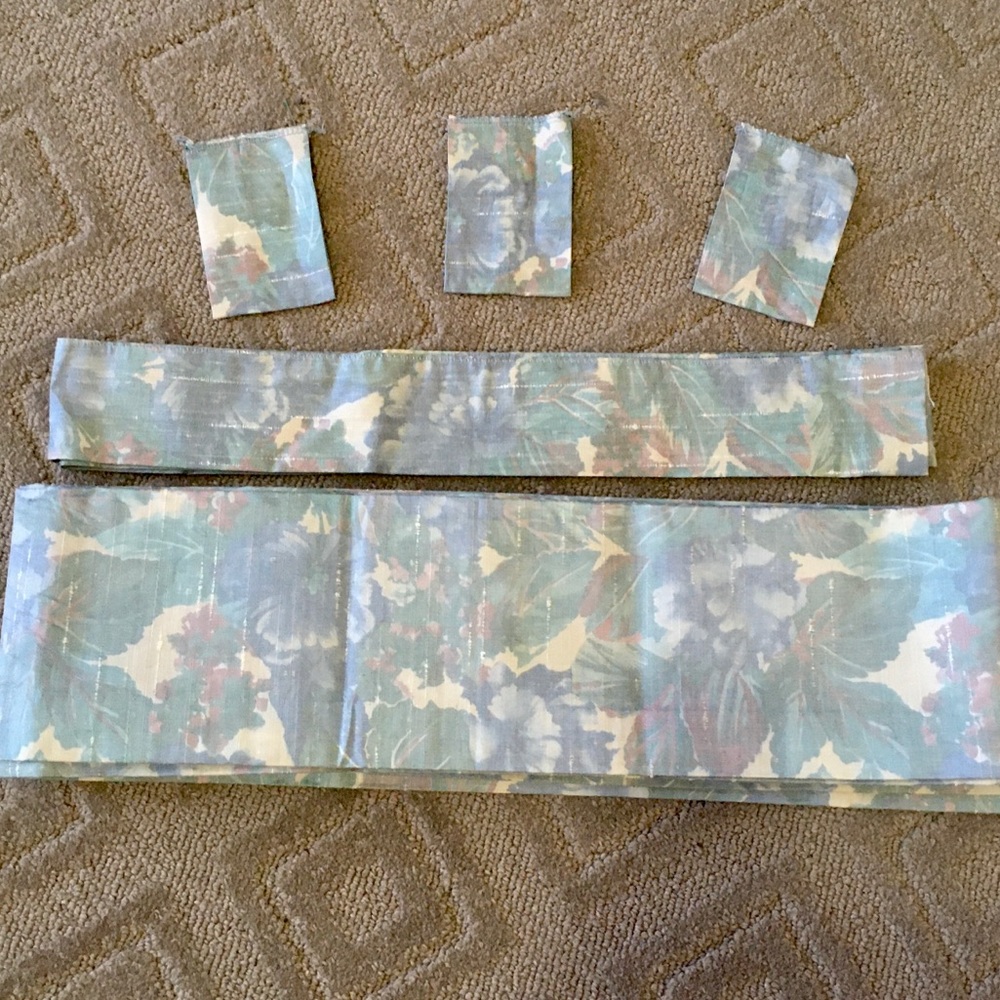 Versatile Window Scarf - Picture 6 of 9